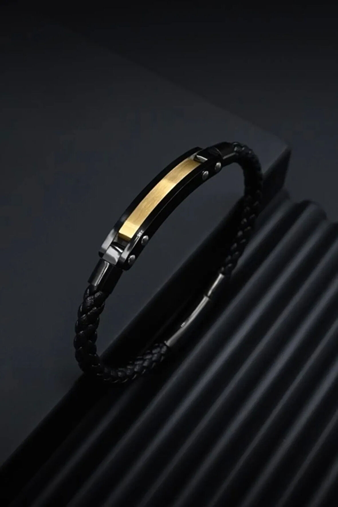 Siyah ve Sarı Çelik Deri Takı FRJ10087-D