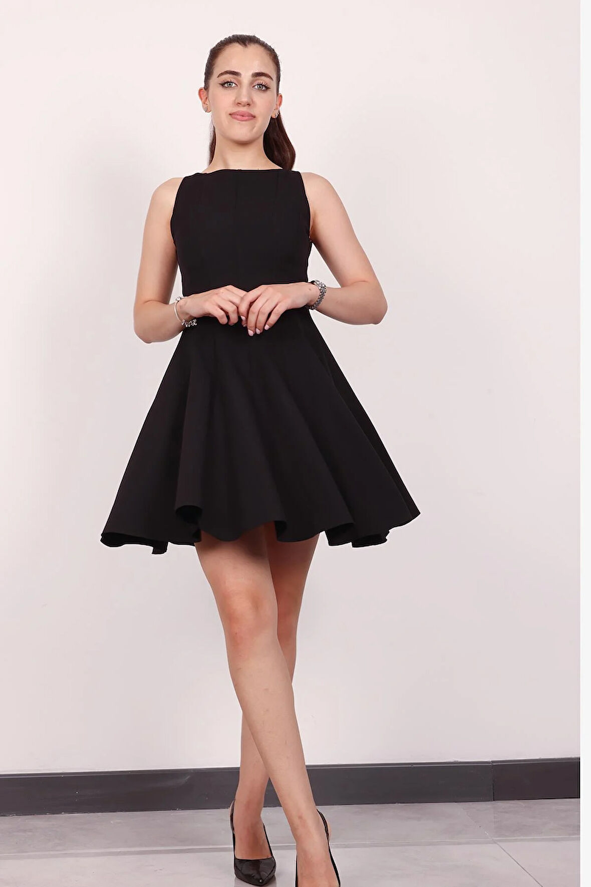 Kadın Siyah Kolsuz Mini Elbise