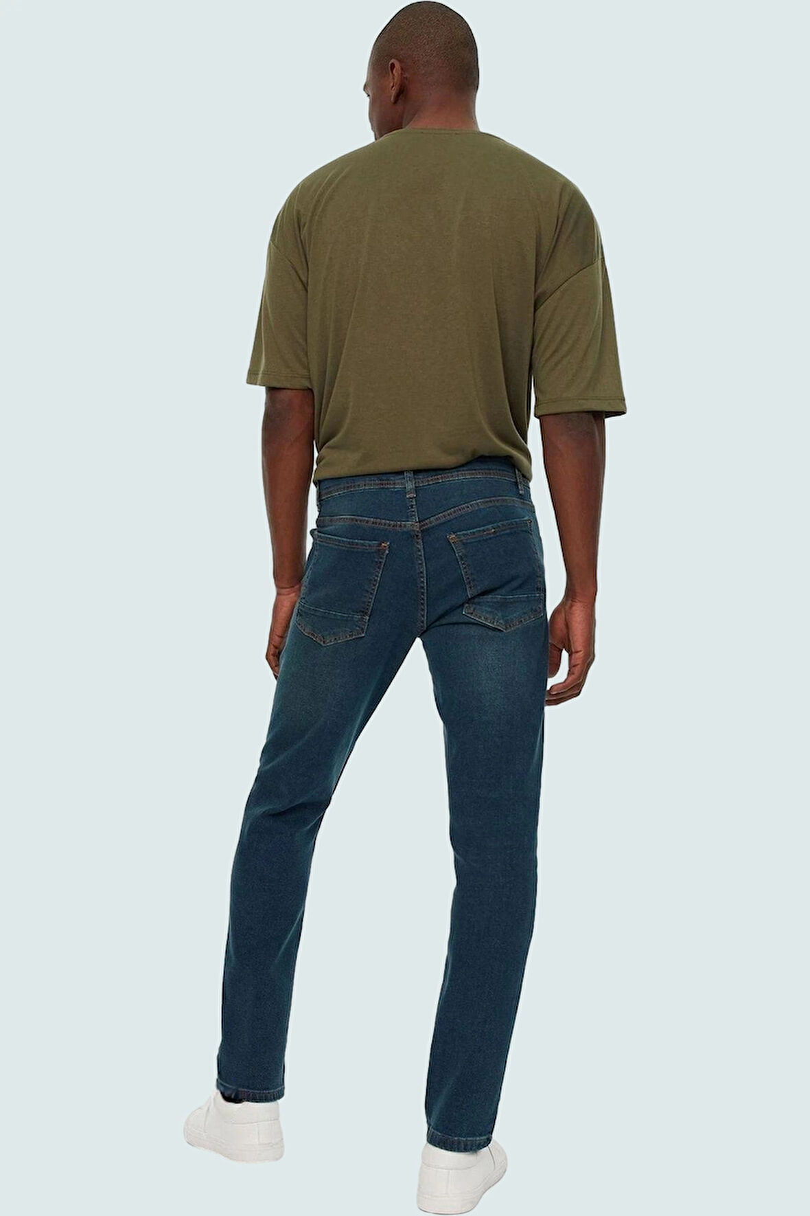 Erkek Skinny Fit Denim Pantolon Pamuk Nefes Alan Kumaş Günlük Kullanım Yaz Aylarının Vazgeçilmezi