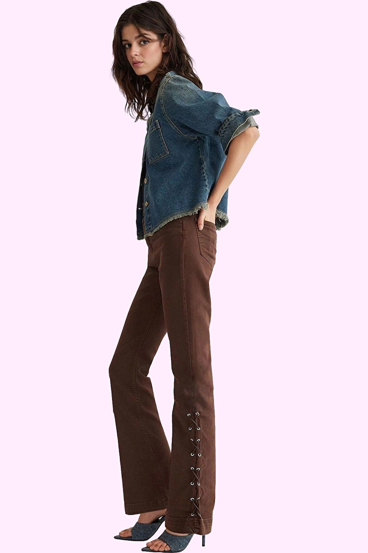 Kadın Pamuk Denim İspanyol Paça Uzun Boy Yüksek Belli Flare Jean Yaz Aylarının Vazgeçilmezi
