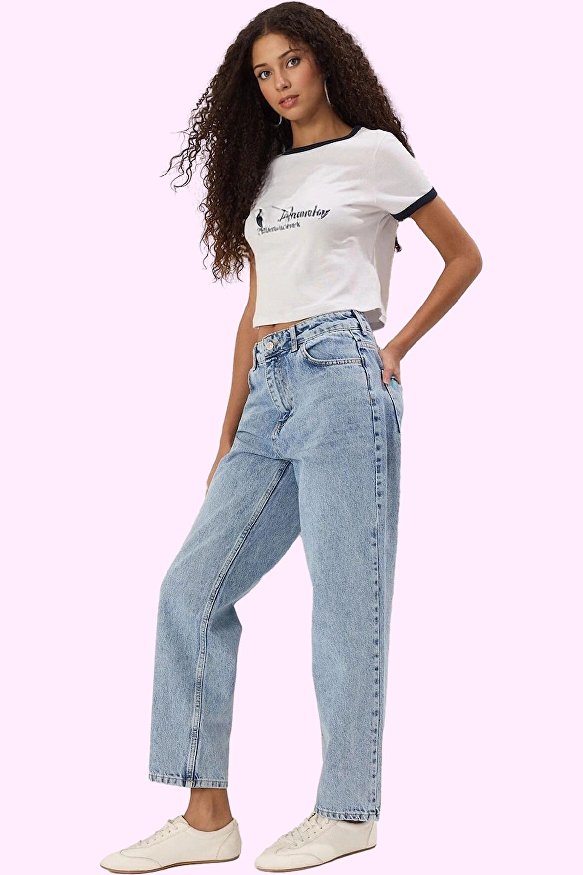 Kadın Denim Mom Jean Boru Paça Yüksek Bel 100 Pamuk Günlük Hafta Sonu Yaz Aylarının Vazgeçilmezi