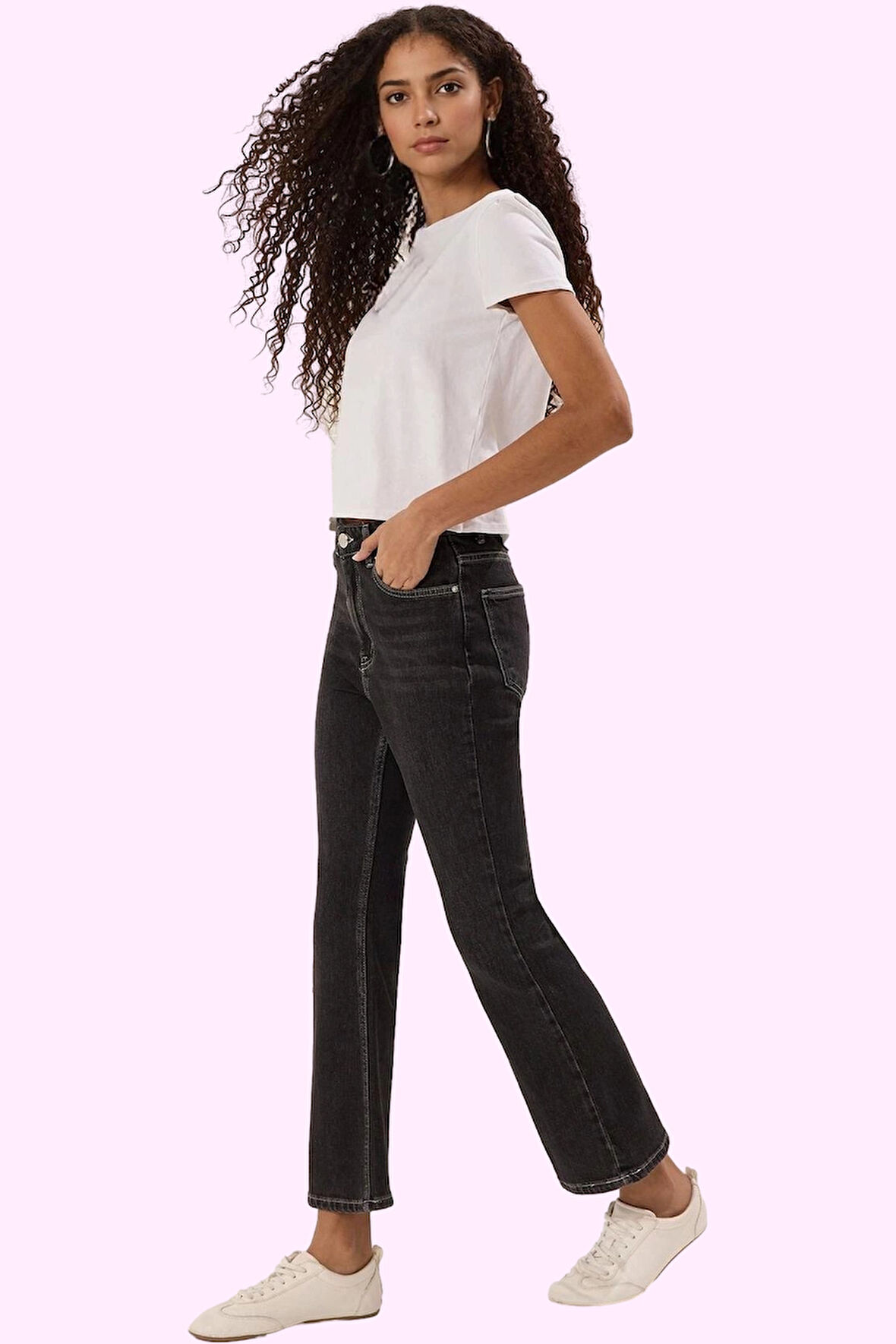 Kadın Uzun Boy Denim Flare Pantolon Rahat Kalıp Günlük Stil Hafta Sonu Yaz Aylarının Vazgeçilmezi