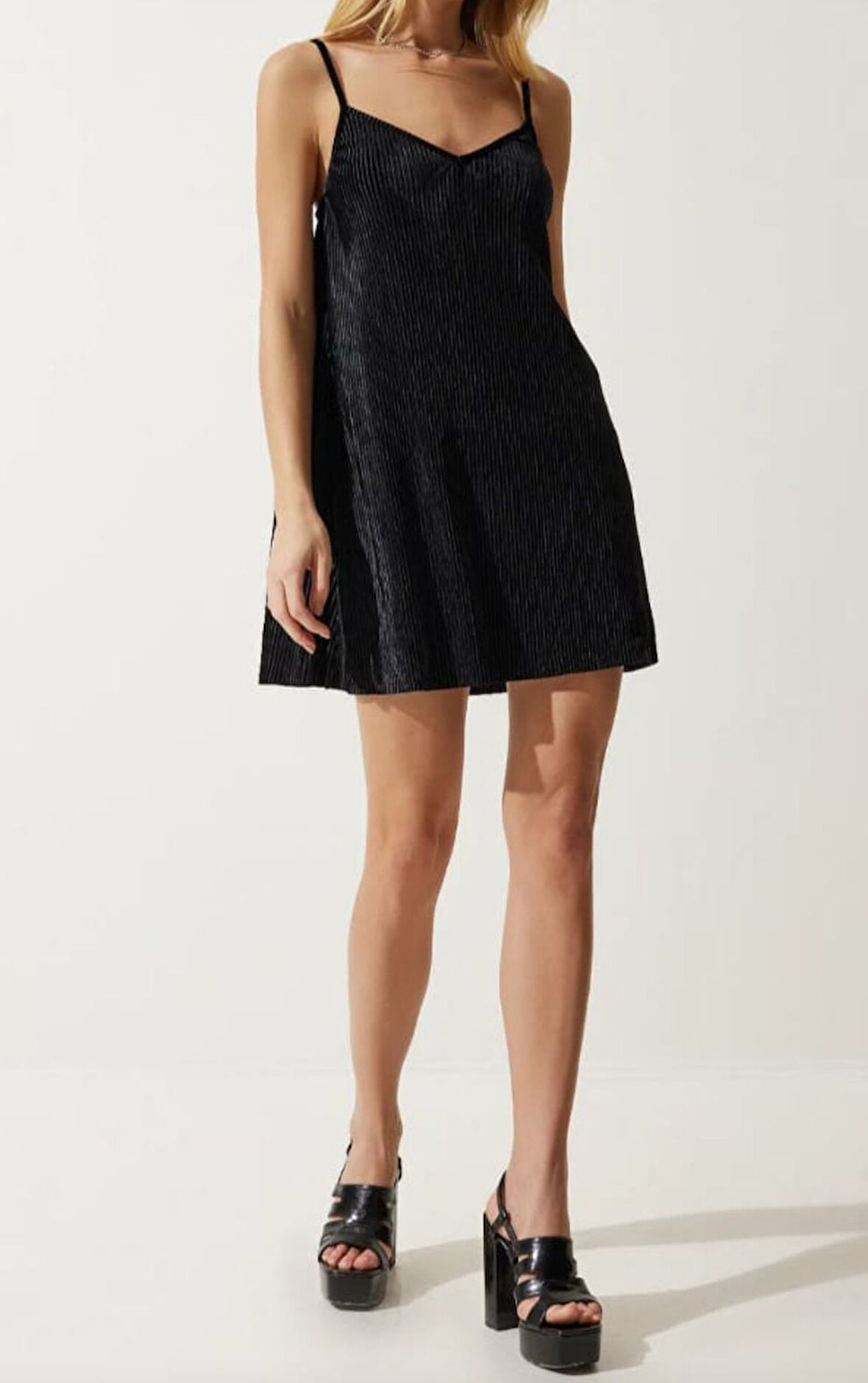 Kadın Fitilli Siyah  Kadife Mini Elbise