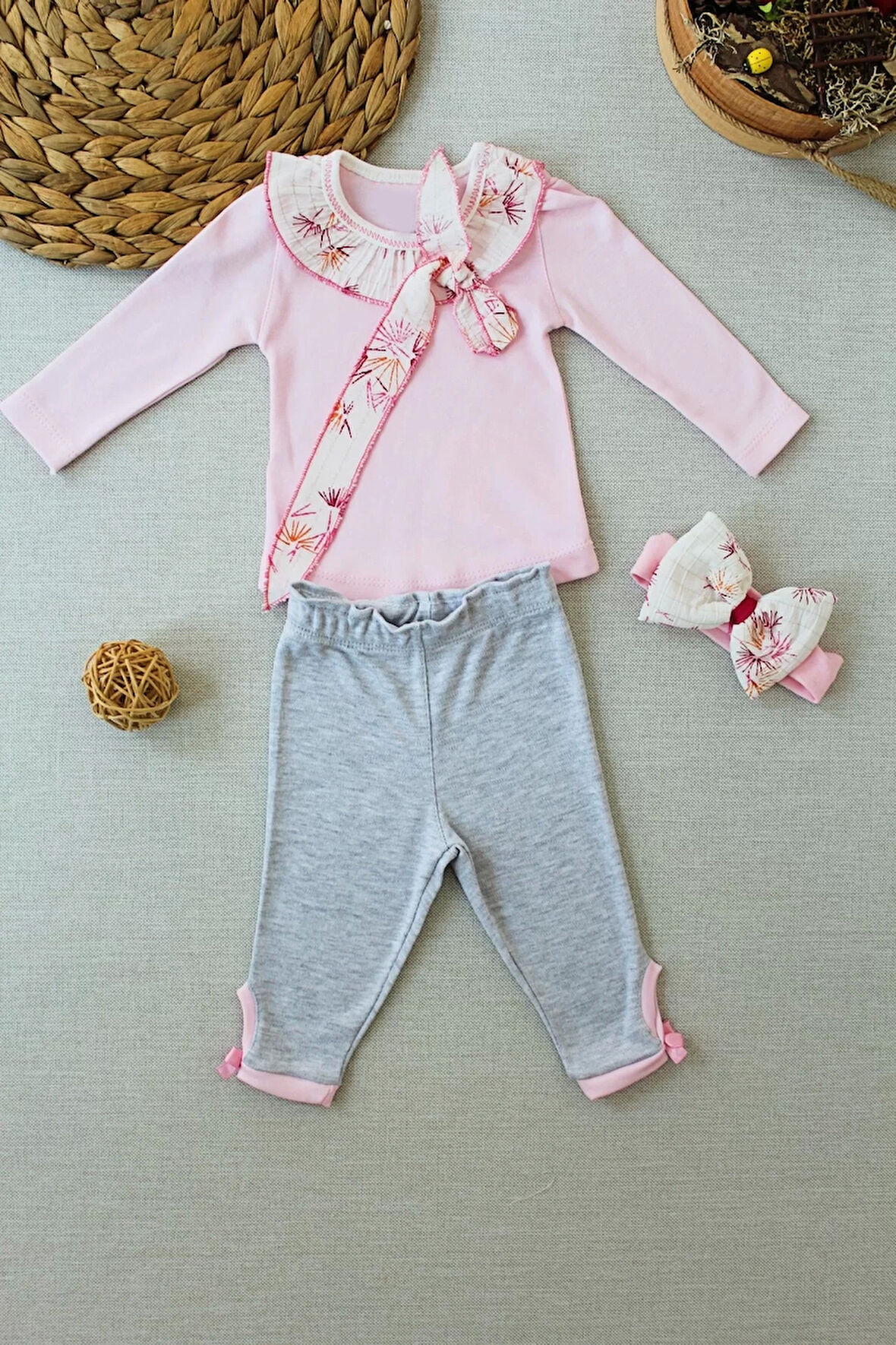 3-6 6-9 9-12 Ay Matmazel Yaka Fırfır Detaylı Bandanalı Uzun Kollu Sweat 3lü Kız Bebek Takımı Pembe