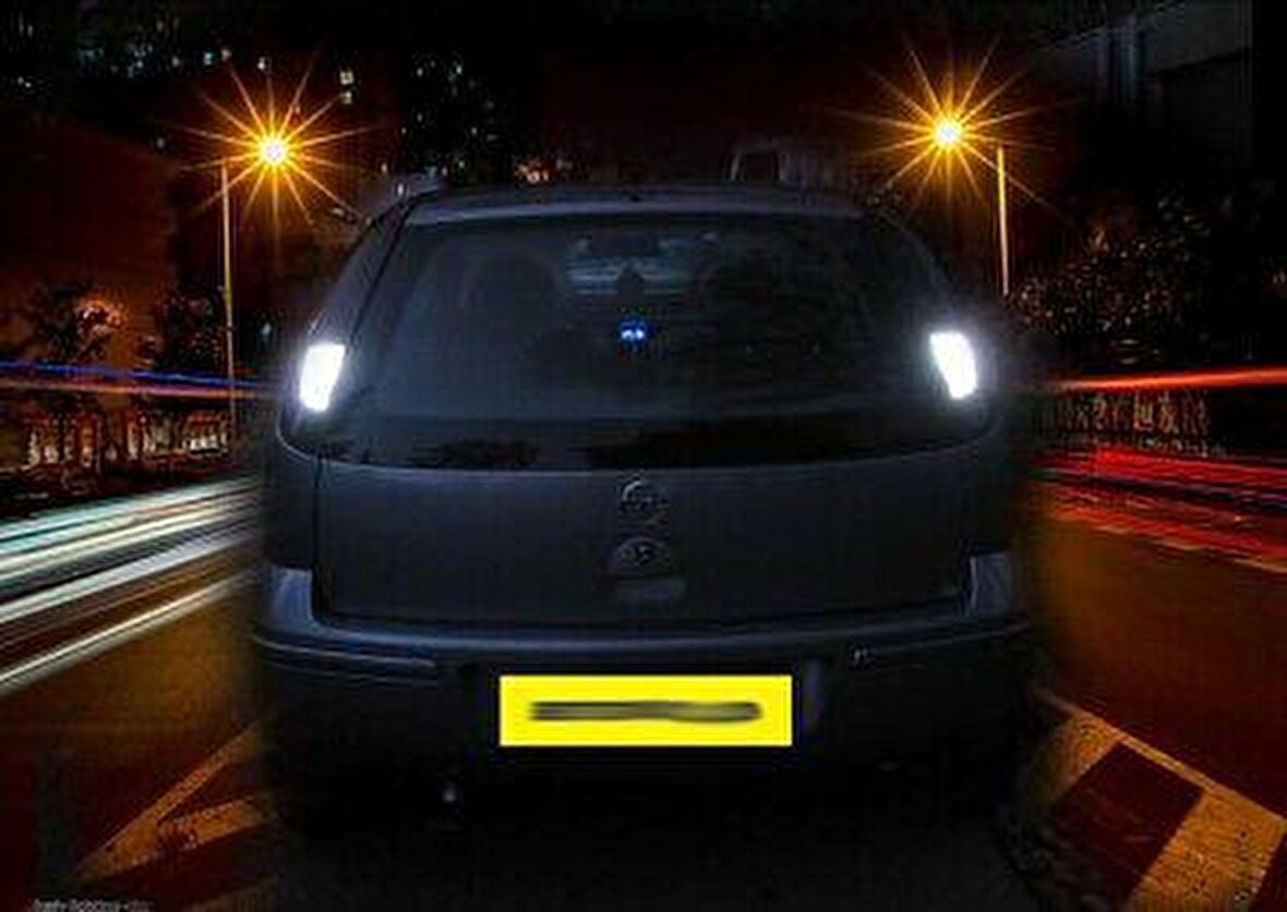 Opel Corsa C Led Geri Vites Aydınlatma Ampulu Femex Premium P21W