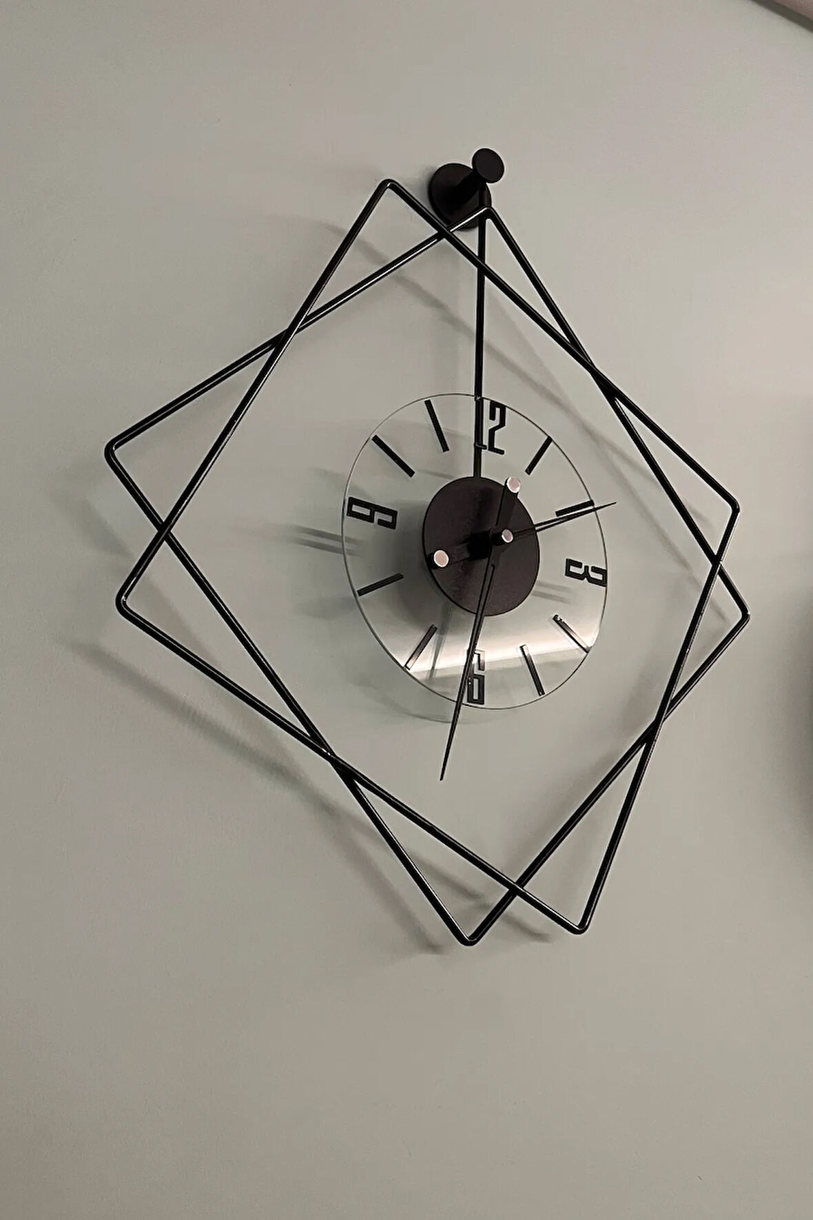 İtalyano Ferrero Luxry Series - (KIRILMAZ TAMPER CAMLI) - Modern Dekoratif Metal Duvar Saati