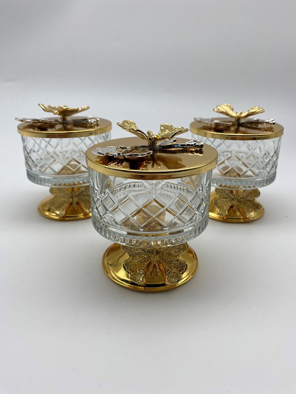 3'lü Ayaklı Gold Timeless Cam Magnolia Kasesi, Kelebek Kapaklı Dondurmalık, Şekerlik, Çerezlik