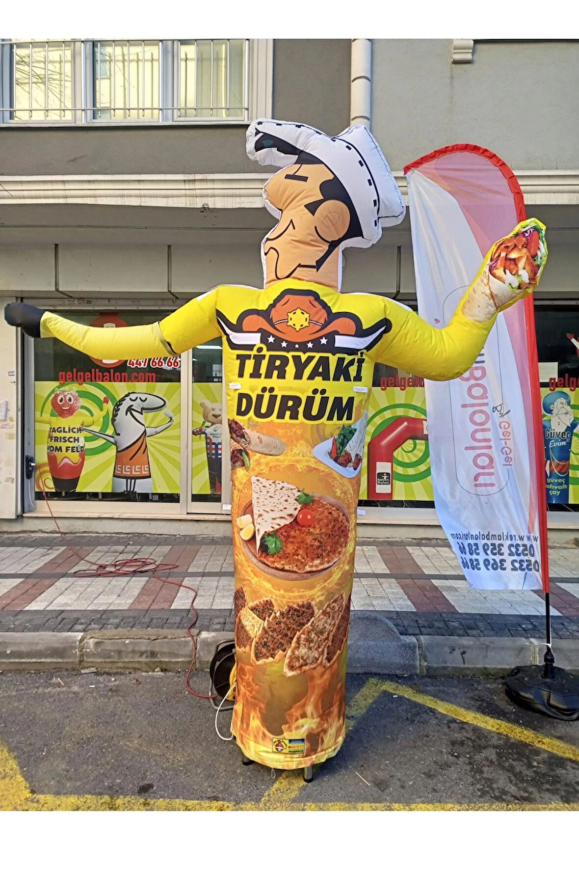 KİŞİYE ÖZEL TASARIM VE BASKILAR İLE 3 METRE BOYUNDA MDF ALT TABLA REKLAM BALONU
