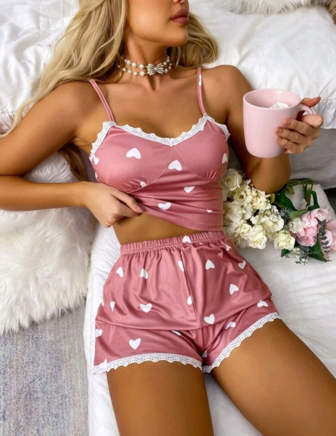 Kadın Pembe Askılı Şortlu Pijama Takım