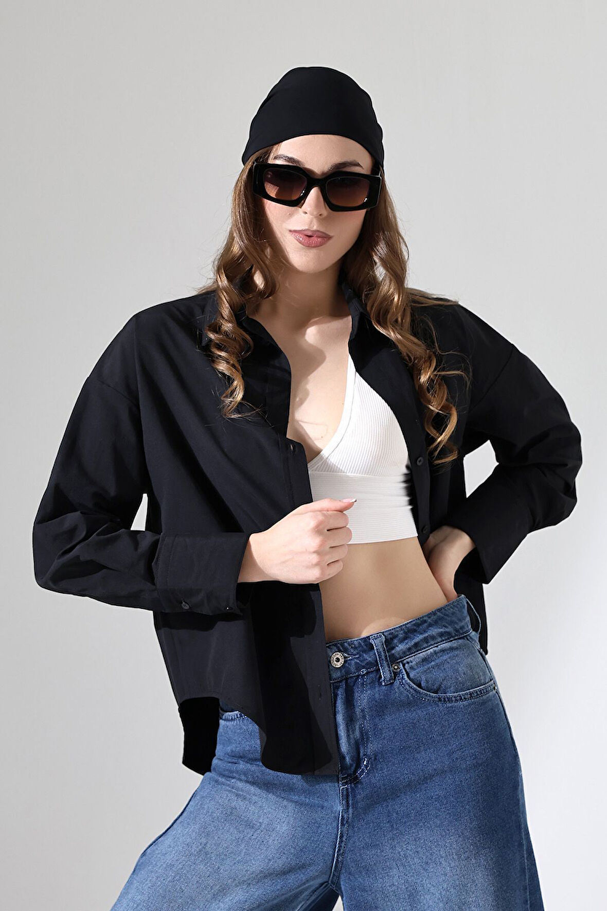 Kadın Gömlek Siyah Renk Oversize Rahat Kesim Poplin Kumaş Gomlek