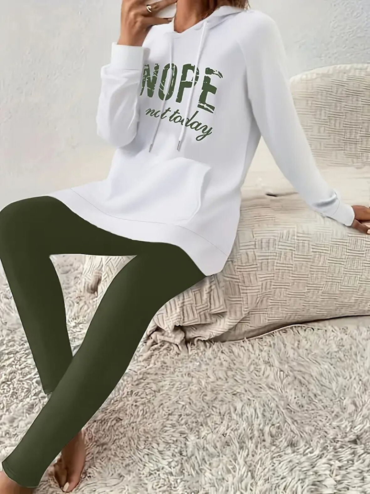 GETİCARET Kadın Uzun Kollu Kapşonlu Bağcıklı Viskon Iki Iplik Sweat