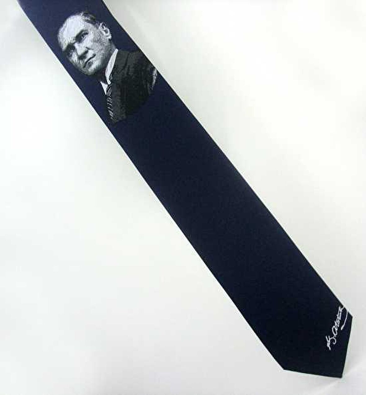 Atatürk ve İmza Desenli Dokuma Lacivert Kravat - AK-05