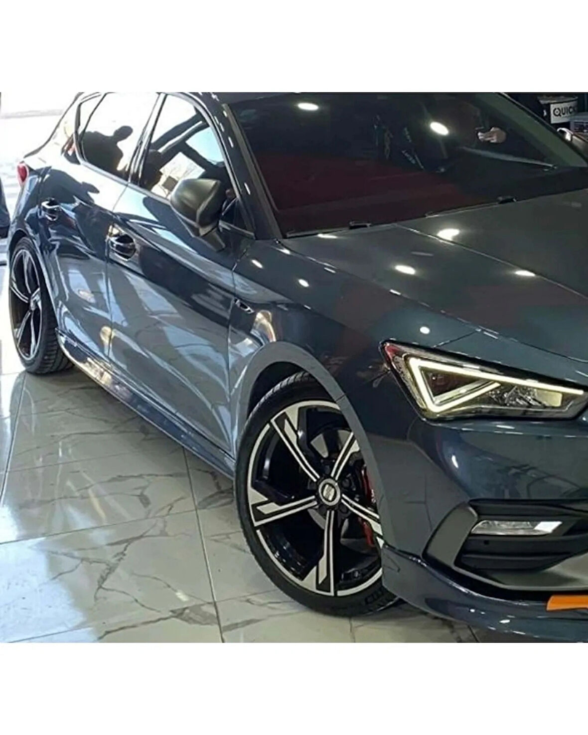 Leon mk4 Aero Uyumlu Marşpiyel Yan Ek 2020 sonrası Boyasız