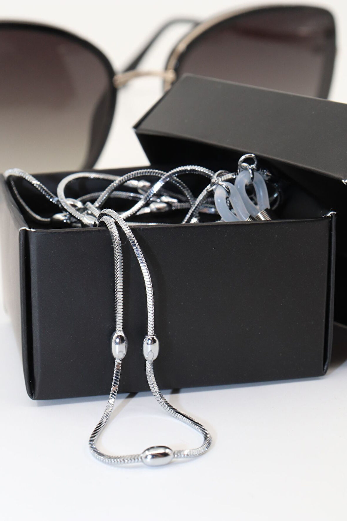 Çelik Gümüş. Çelik boncuk gözlük ipi. Gözlük Zinciri. Özel Tasarım Steel. Gözlük ipi.