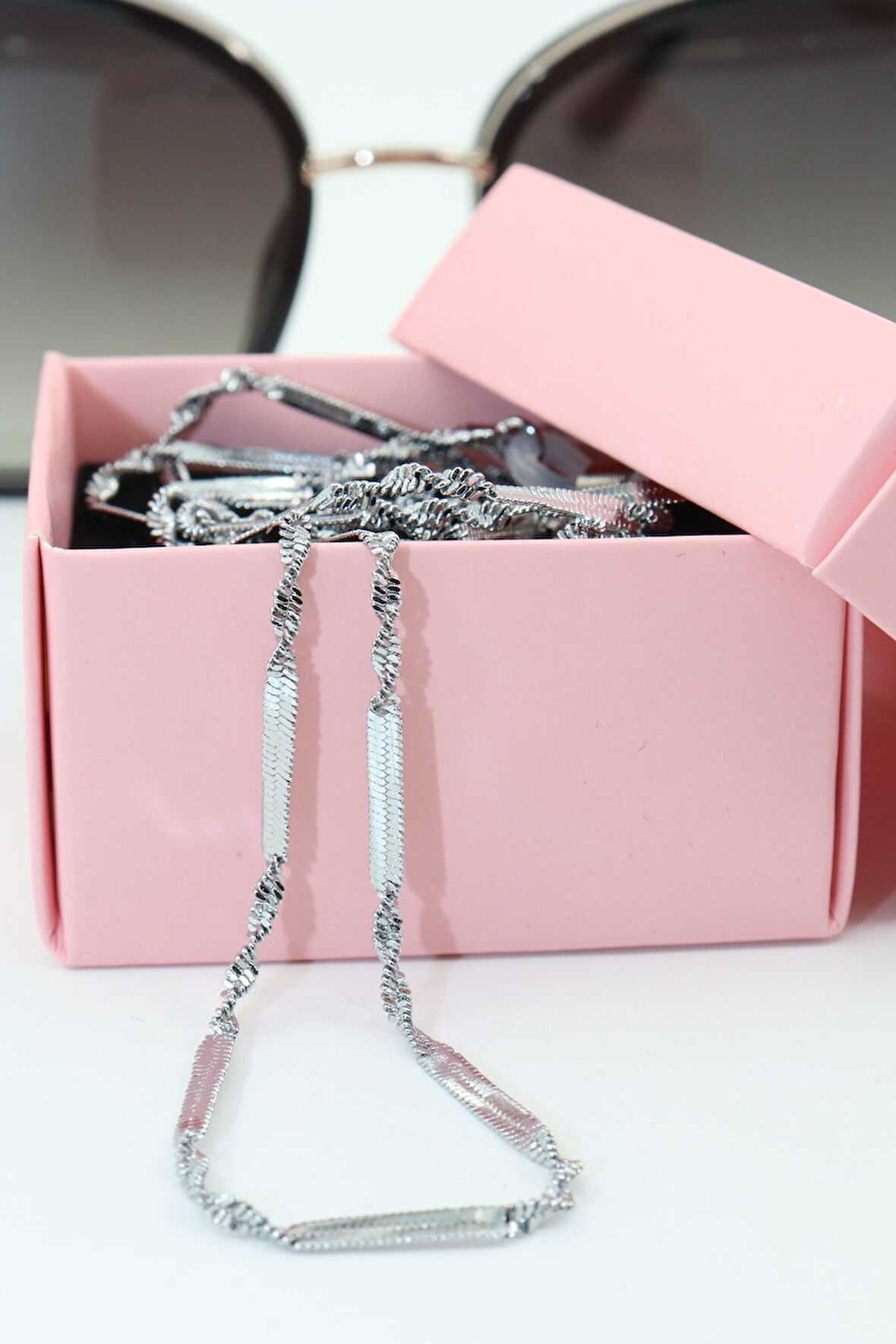 Çelik Gümüş. Gözlük Zinciri. Özel Tasarım Steel. Gözlük Ipi. Gözlük Ipi Askısı. Gözlük Askısı.