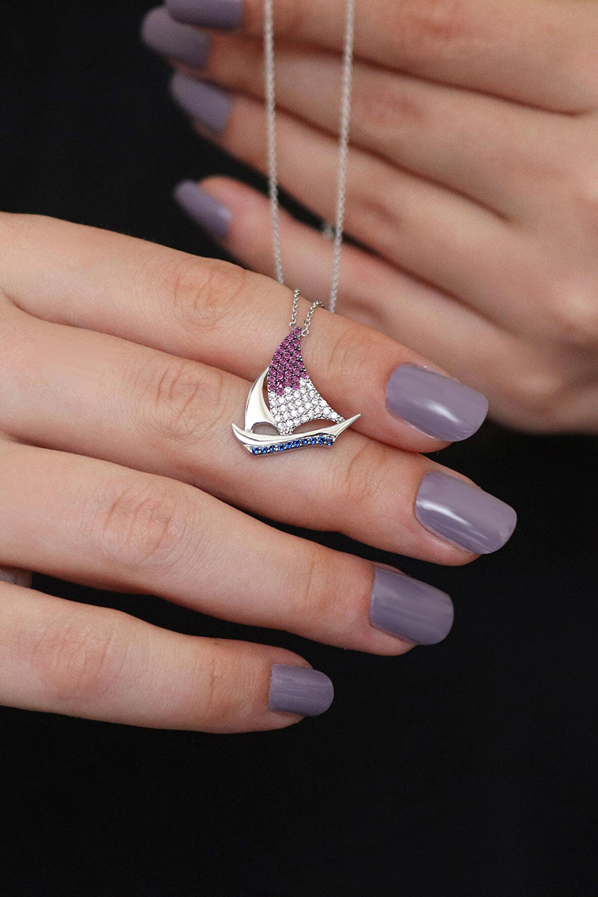 Kadın Yelkenli Tasarım 925 Ayar Gümüş Kolye