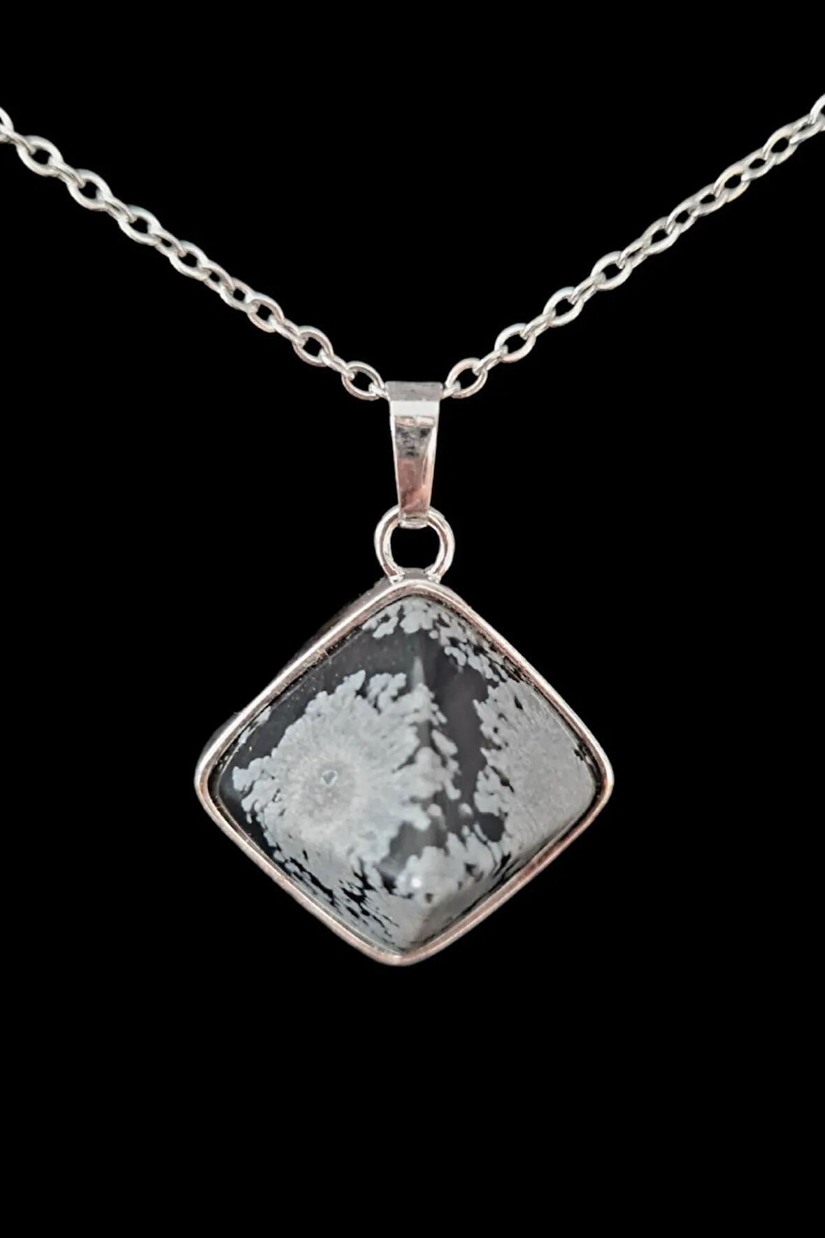 Sertifikalı Obsidyen Doğal Taş Kolye Piramit Özel Kesim Aaa Kalite