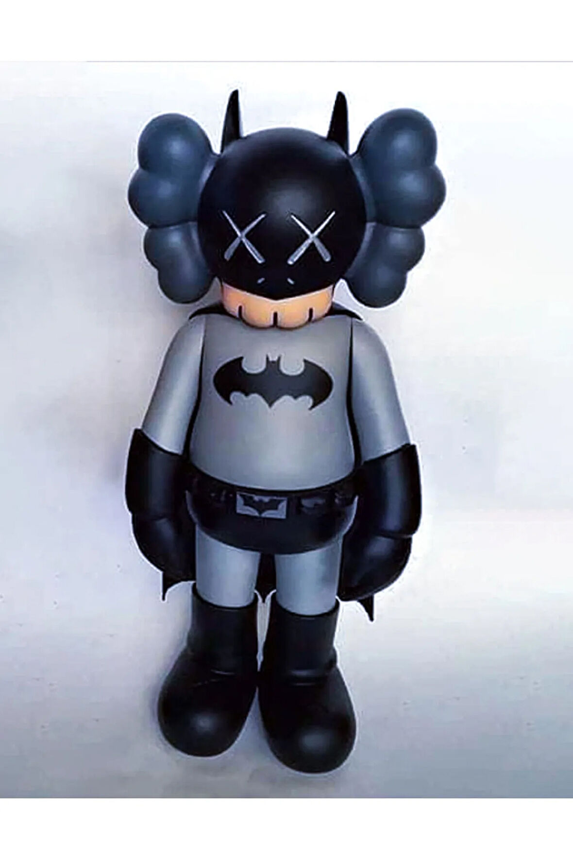 Kaws Batman Figür Kaws Boyalı Figür Büyük Boy 20CM