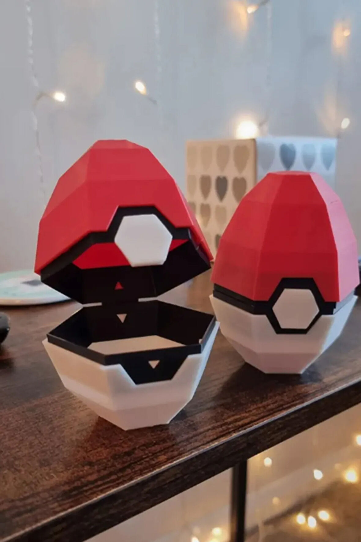 Pokemon Easter Pokeball Şekerlik Paskalya Yumurtası Pokeball Saklama Kutusu 18CM