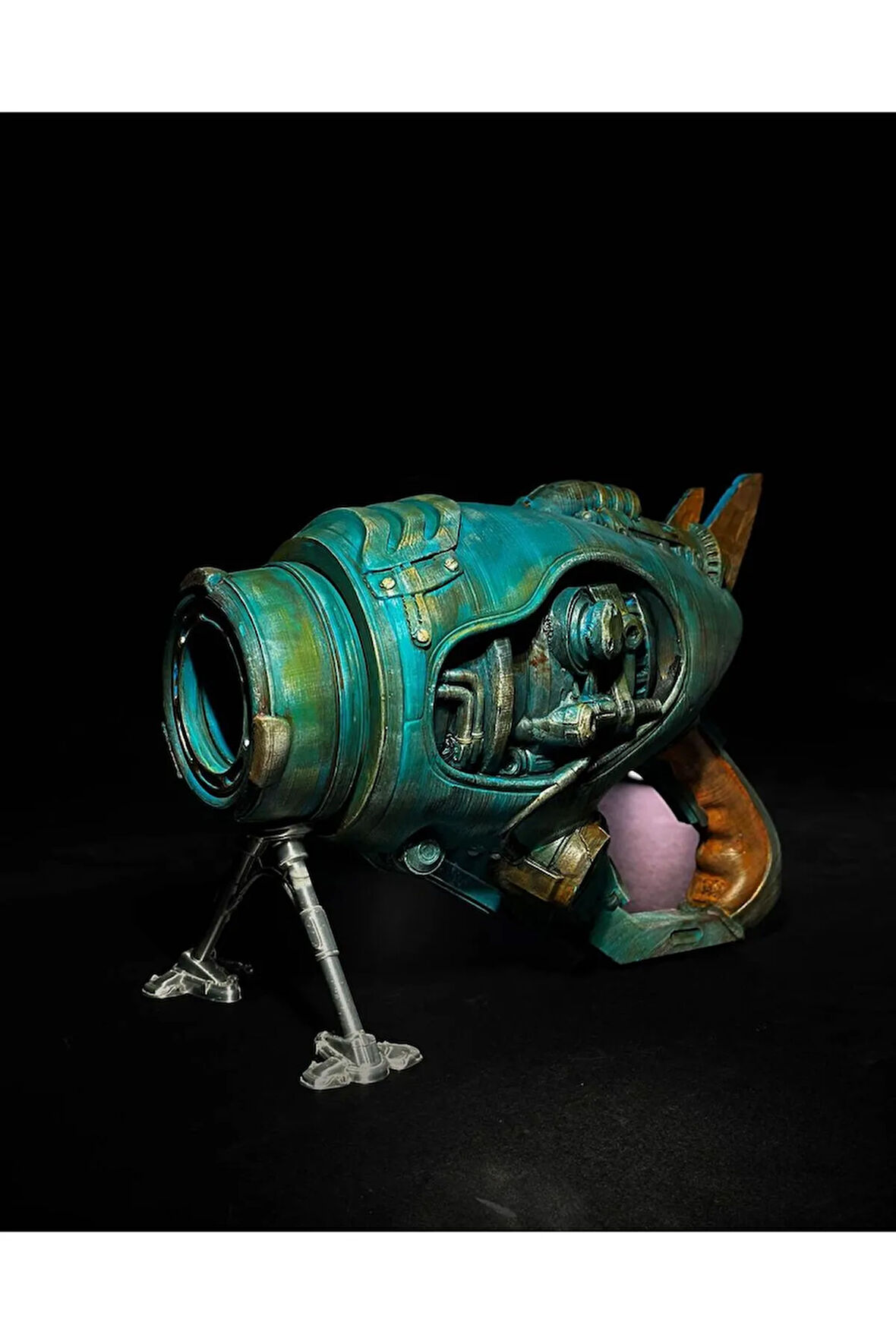 Rick And Morty Uzay Silahı Uzaylı Silahı Standlı Oyuncak 15CM