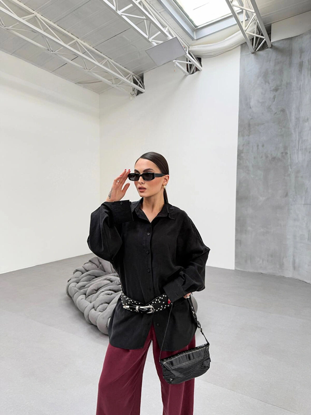 Siyah Soft Yumuşak Dokulu Oversize Gömlek