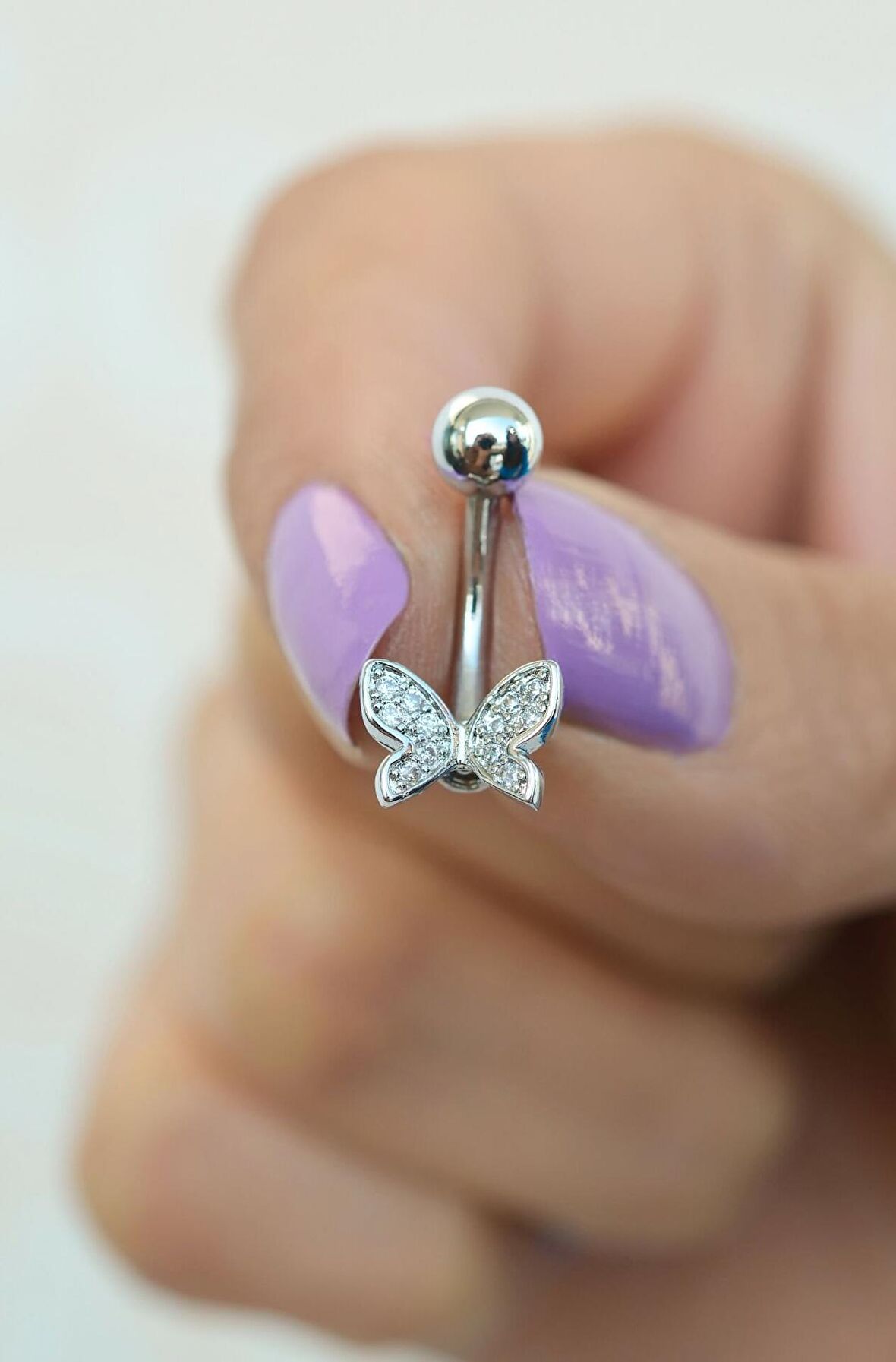Çelik Kelebek Figürlü Minimal Göbek Piercing Gümüş Renk