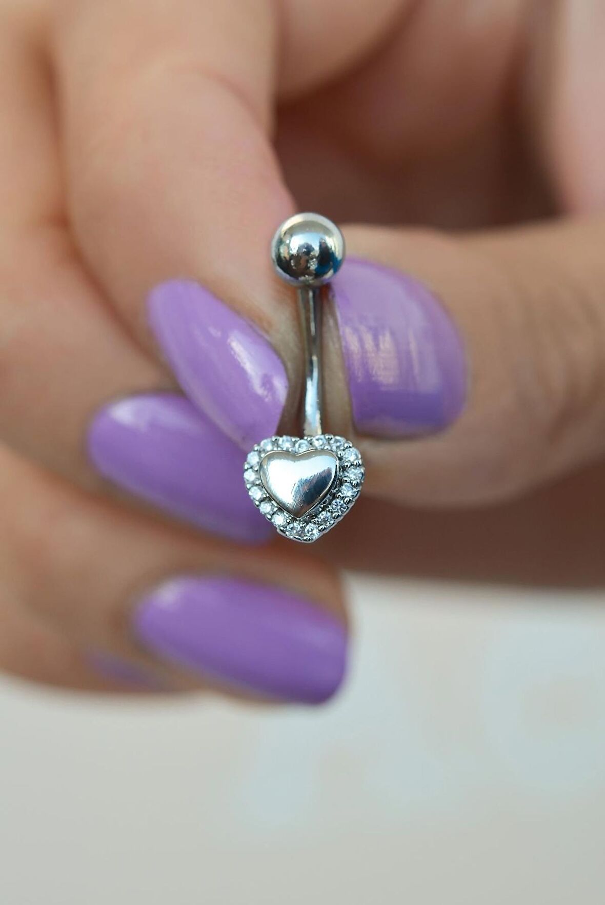 Çelik Kalp Figürlü Minimal Göbek Piercing Gümüş Renk