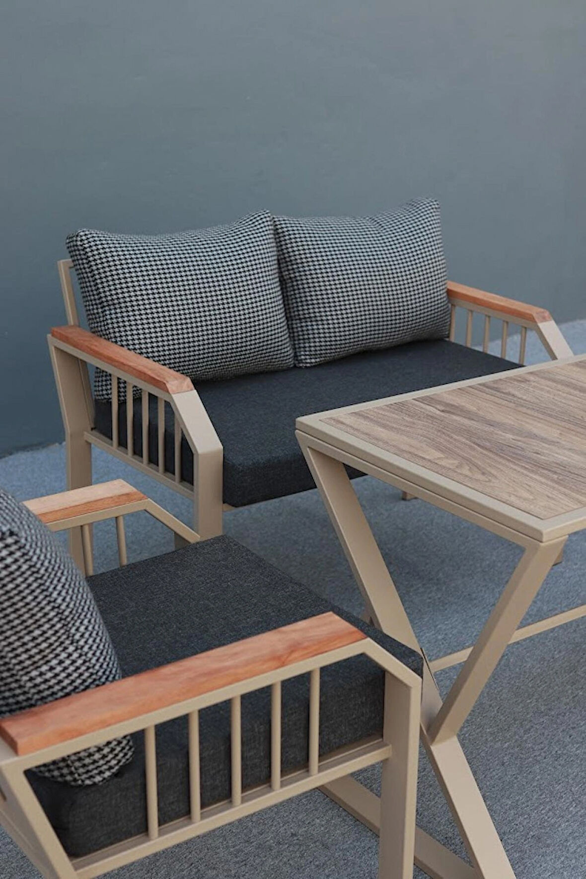 60x20 Grandluxe Lux Bahçe Seti 2+1+1+Masa-Cappuccıno