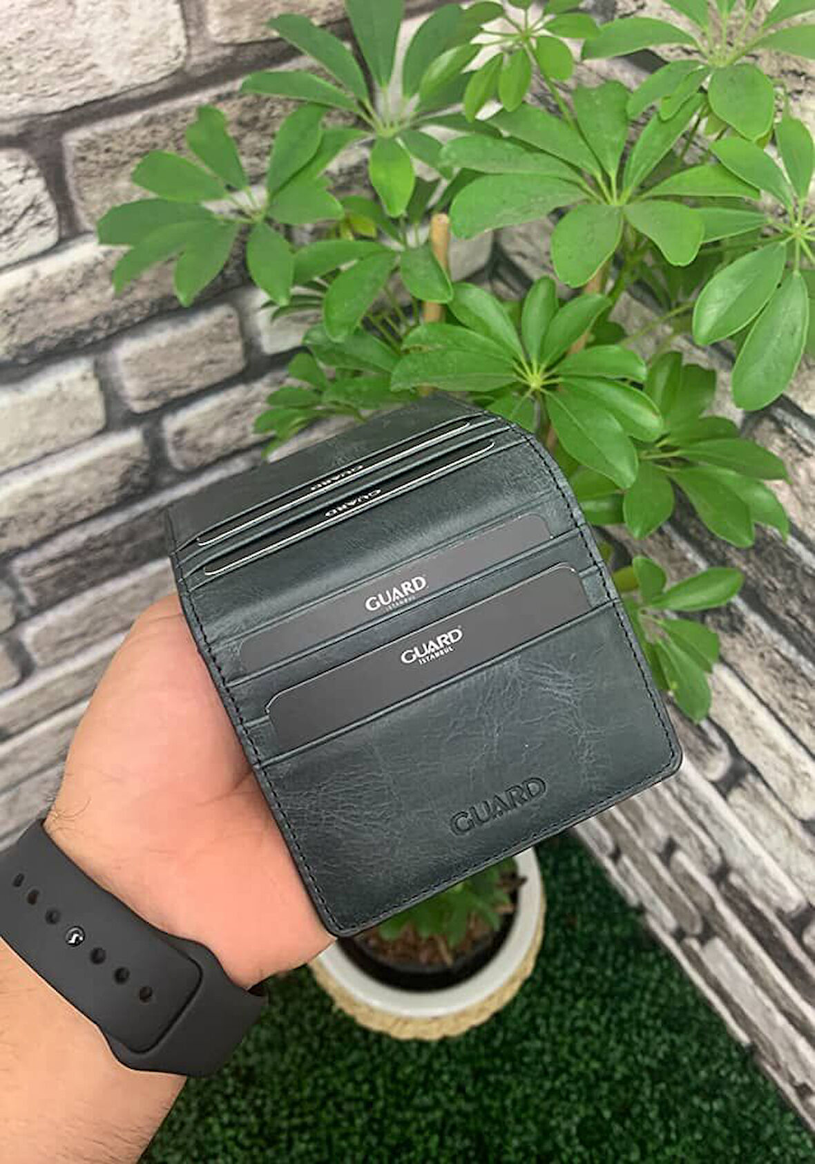 Guard Antik Siyah Çıtçıt Kapamalı İkiye Katlı Tasarım Hakiki Deri Kredi Kartlık - GRD251018WT1439