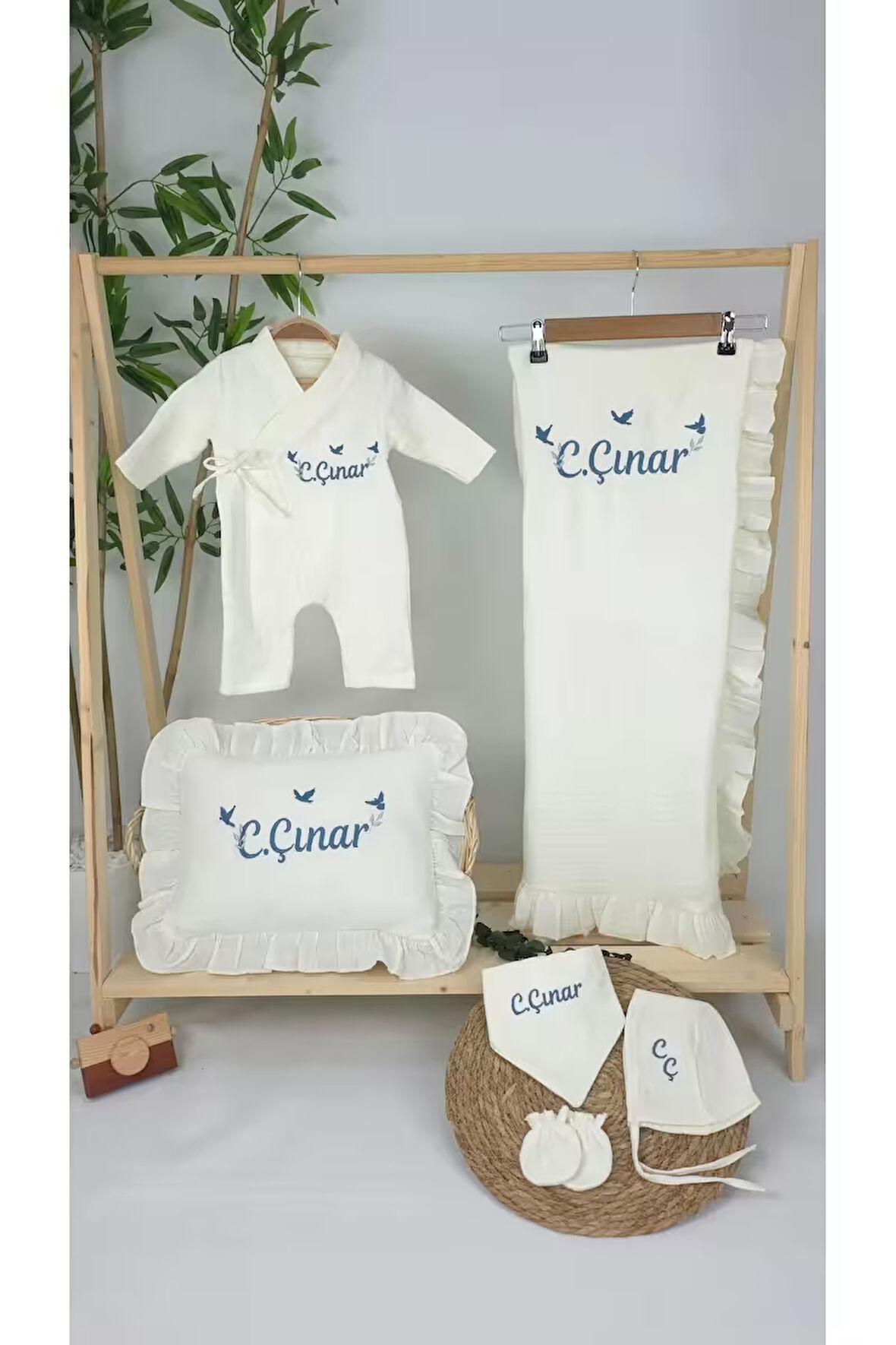 Müslin Yeni Doğan 4Katlı Organik %100Pamuk Kişiye Özgü Nakışlı Hastane Çıkış Seti-3'Lü Kuş Model