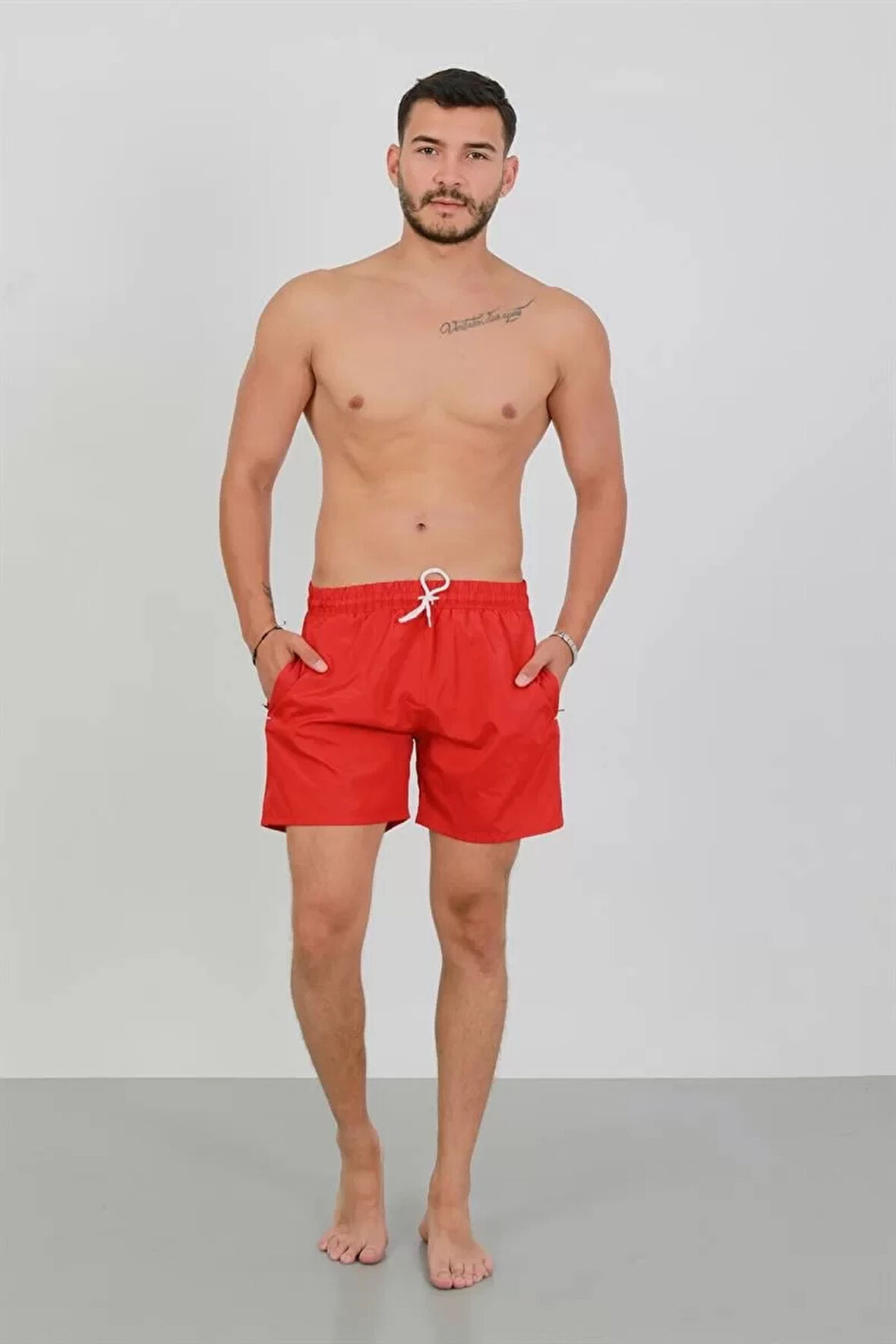 Moda Erkek Fermuarlı Cepli Deniz Şortu Kırmızı