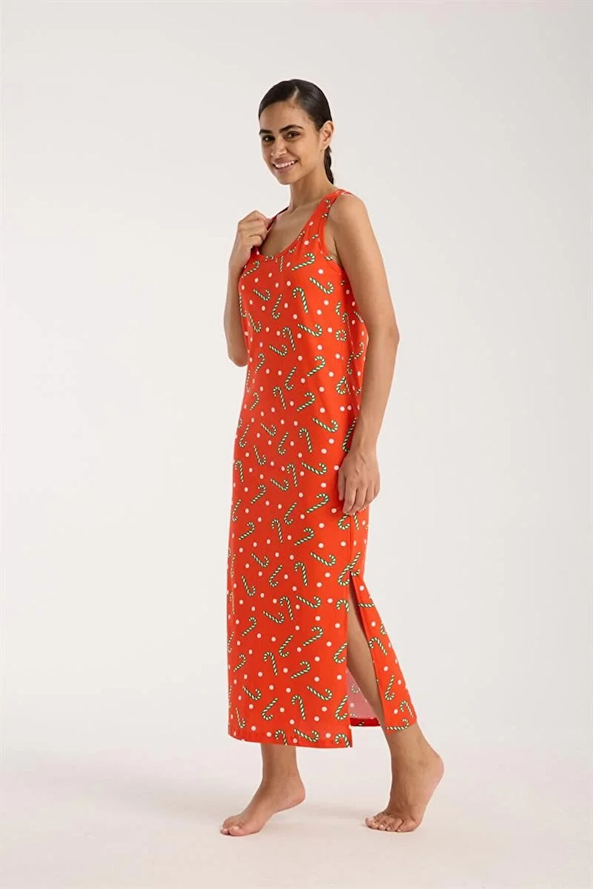 Moda Kadın Kalın Askılı Yırtmaçlı Uzun Turuncu Gecelik