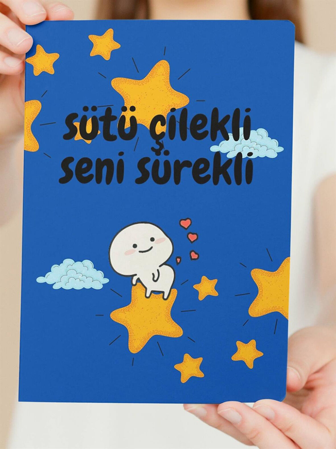 Sütü Çilekli Seni Sürekli Ahşap Poster