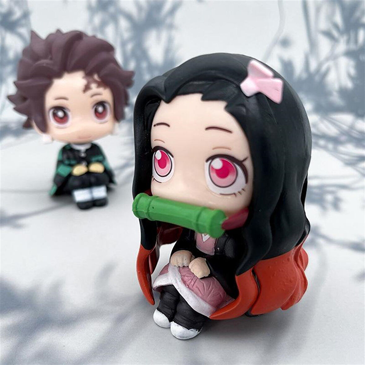 Anime Demon Slayer Nezuko Oturan Mini Figür