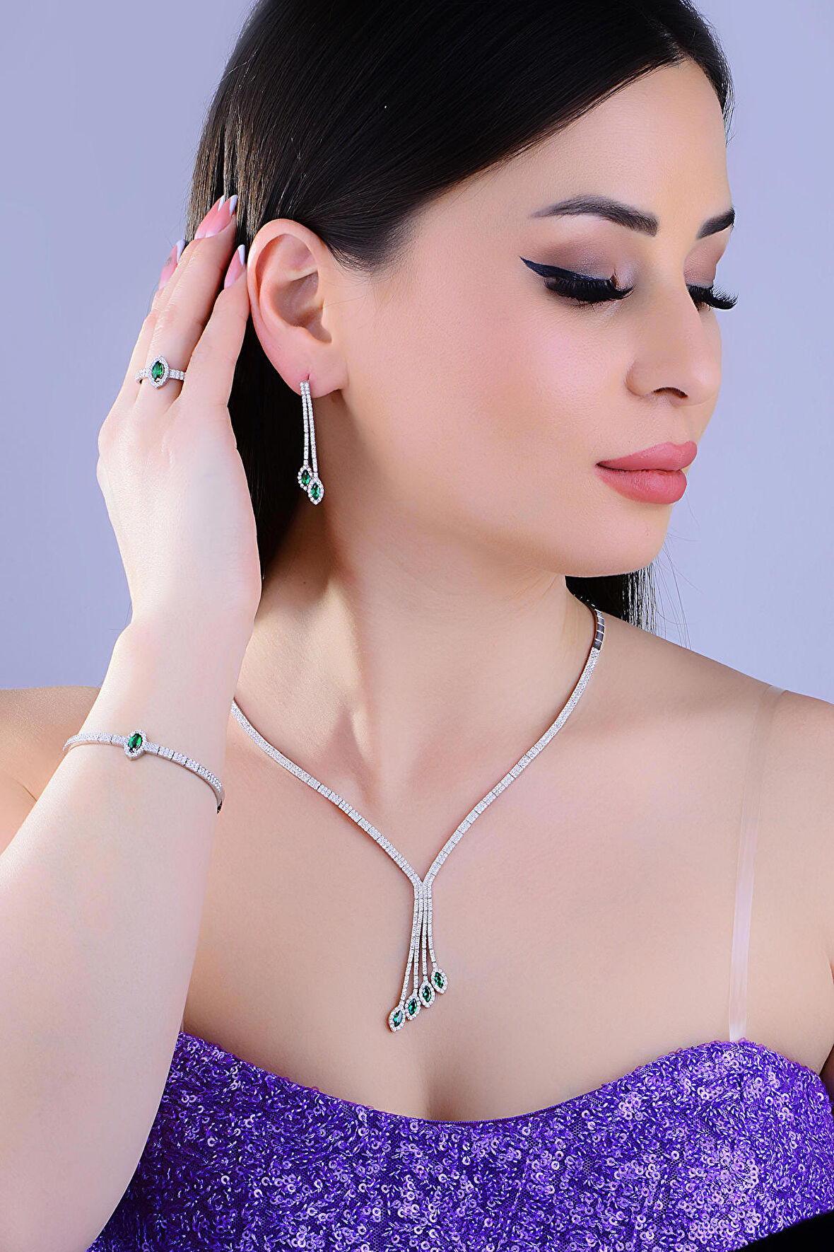 Kadın 925 Ayar Gümüş Salkım 2 Sıra Mekik Zümrüt Yeşili Su Yolu  Düğün Set