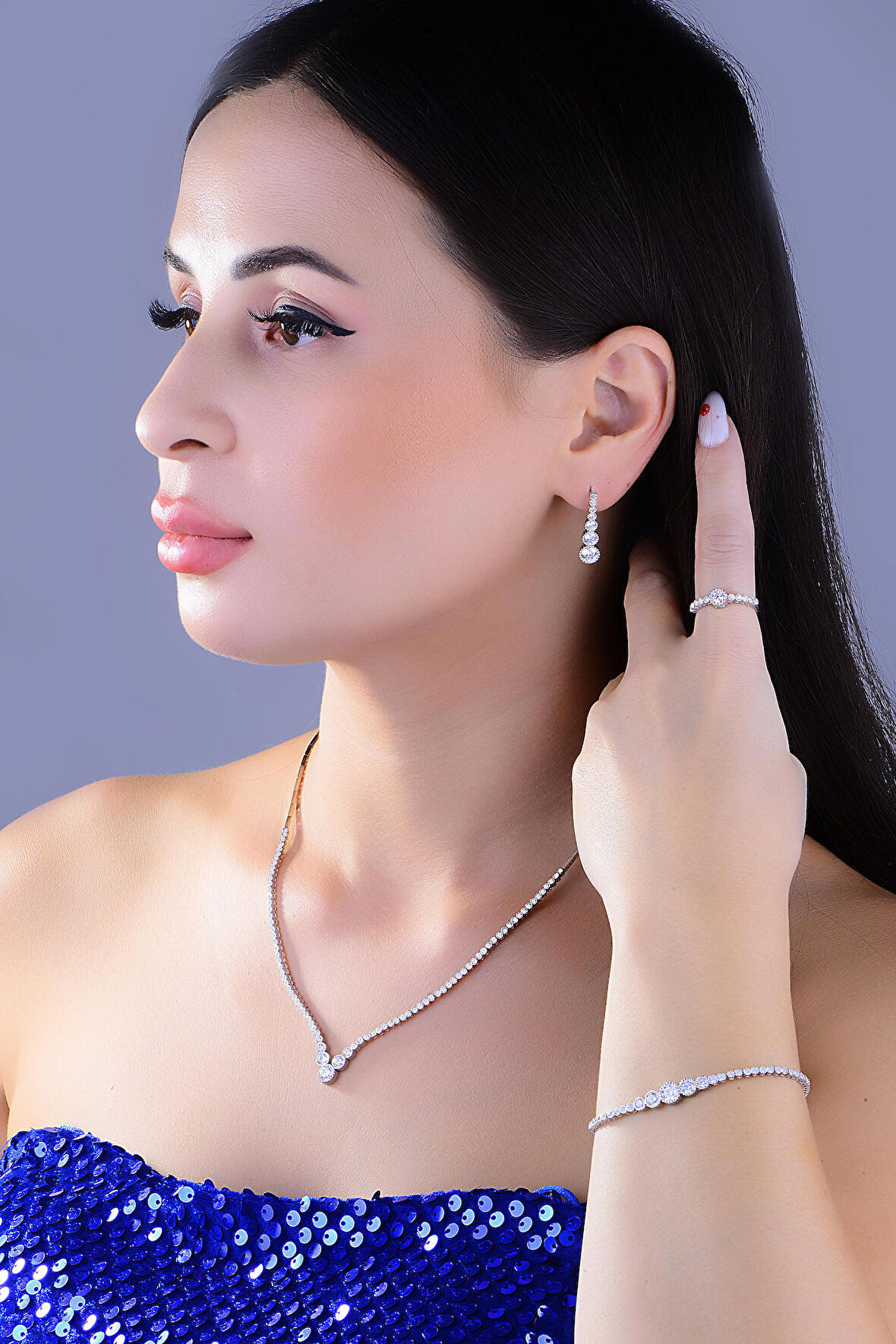 925 Ayar Gümüş V Model Pırlanta Montör Su Yolu Set