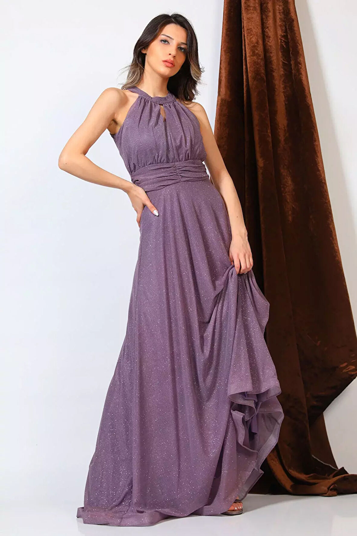 Kadın Ön Pencere Detaylı Simli Abiye Elbise