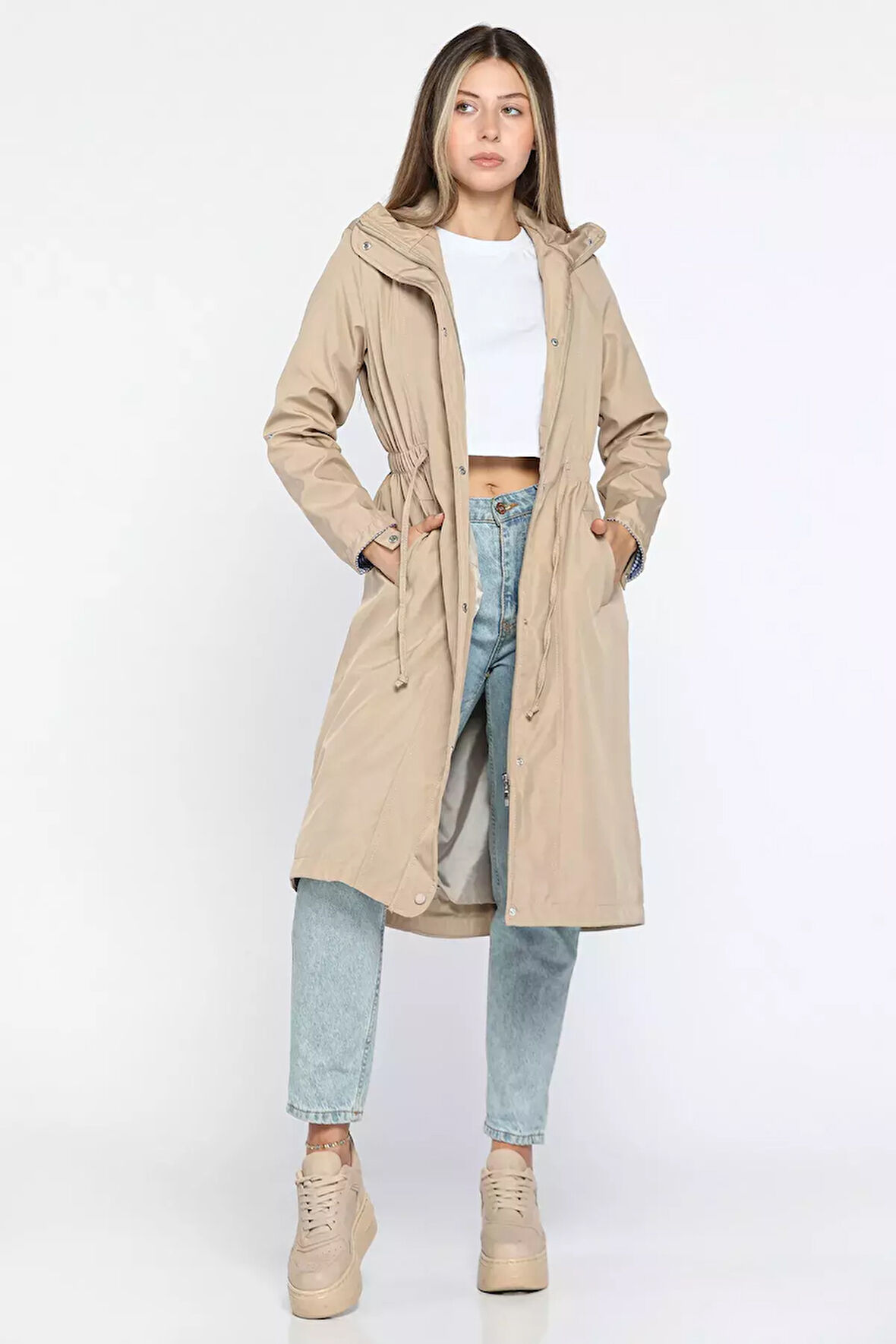 Kadın Bel Bağcıklı Astarlı Slim Fit Uzun Trençkot
