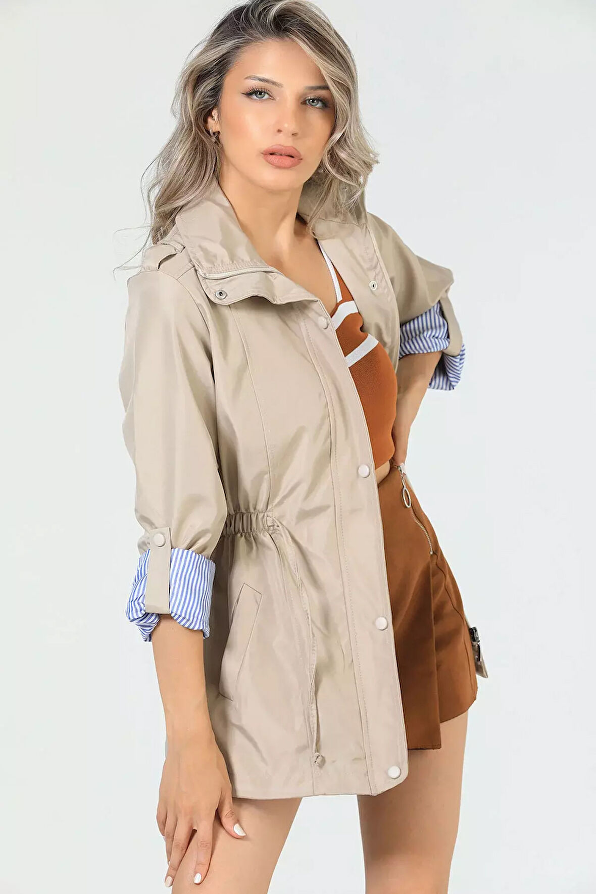 Kadın Bel Bağcıklı Astarlı Trençkot