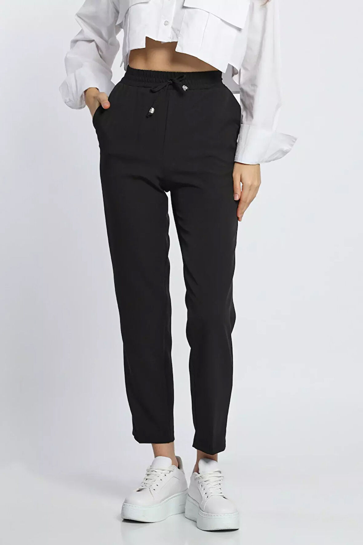 Bel Lastikli Slim Fit Kumaş Pantolon