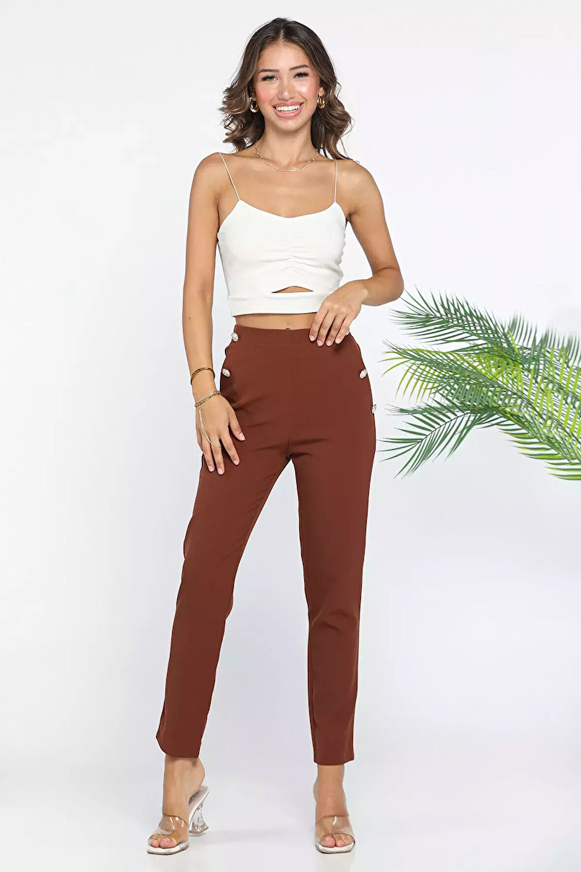 Kadın Düğme Detaylı Cepli Bol Paça Pantolon