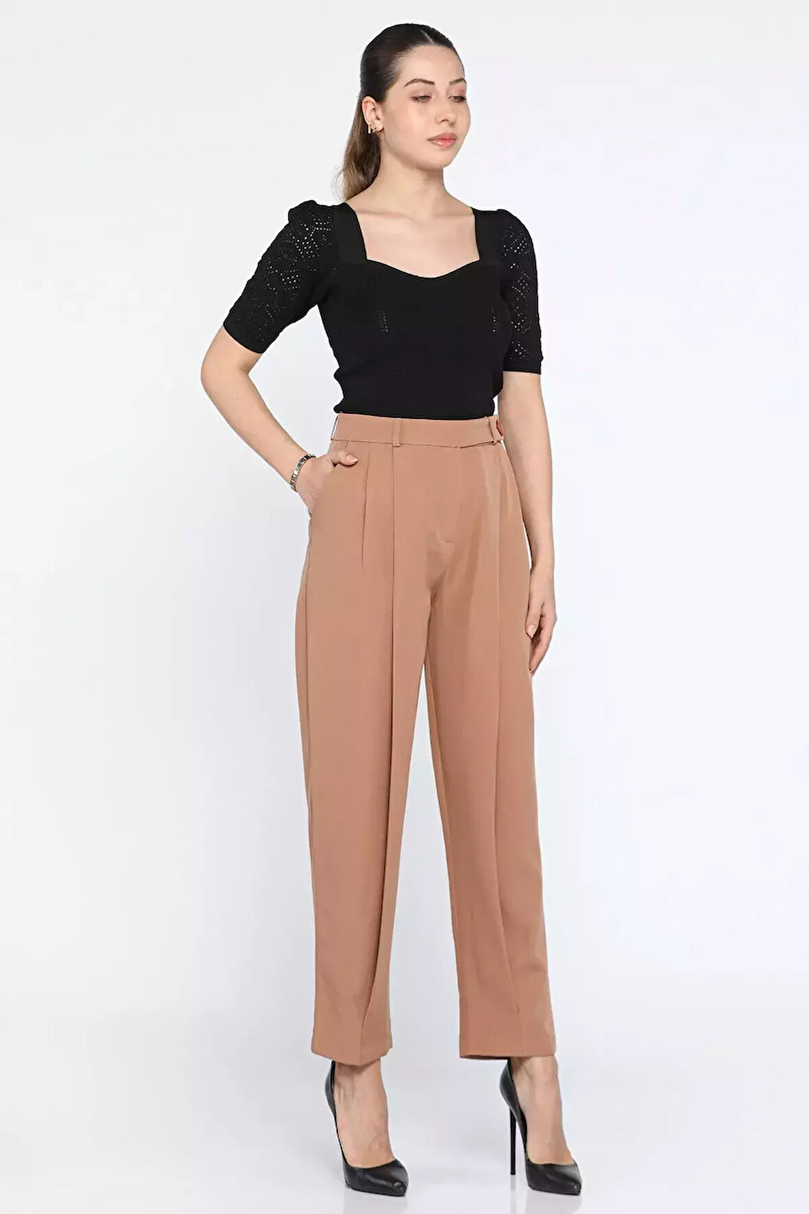 Yüksek Bel Pileli Kadın Bol Kesim Kumaş Pantolon