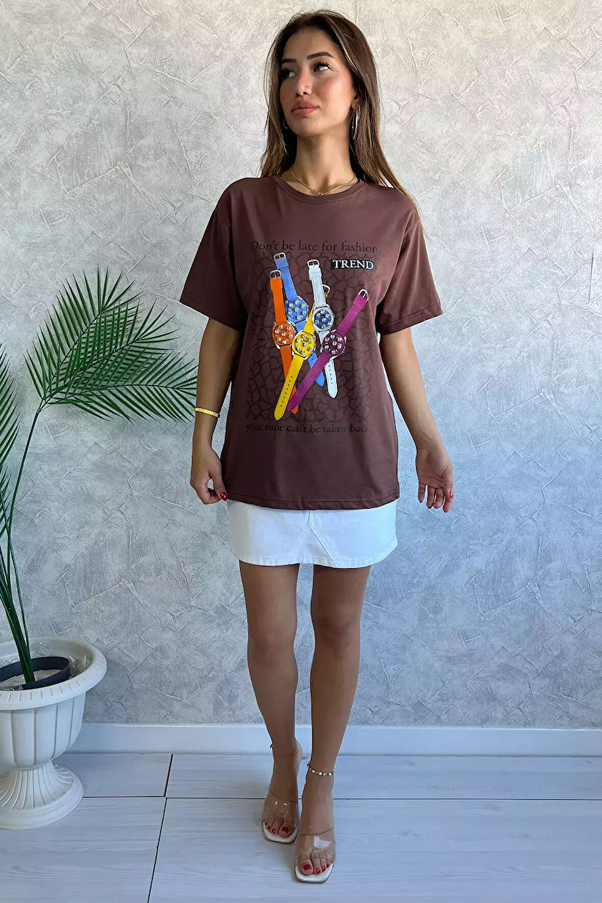 Salaş Yazı Ve Resim Basklı Kadın Tişört