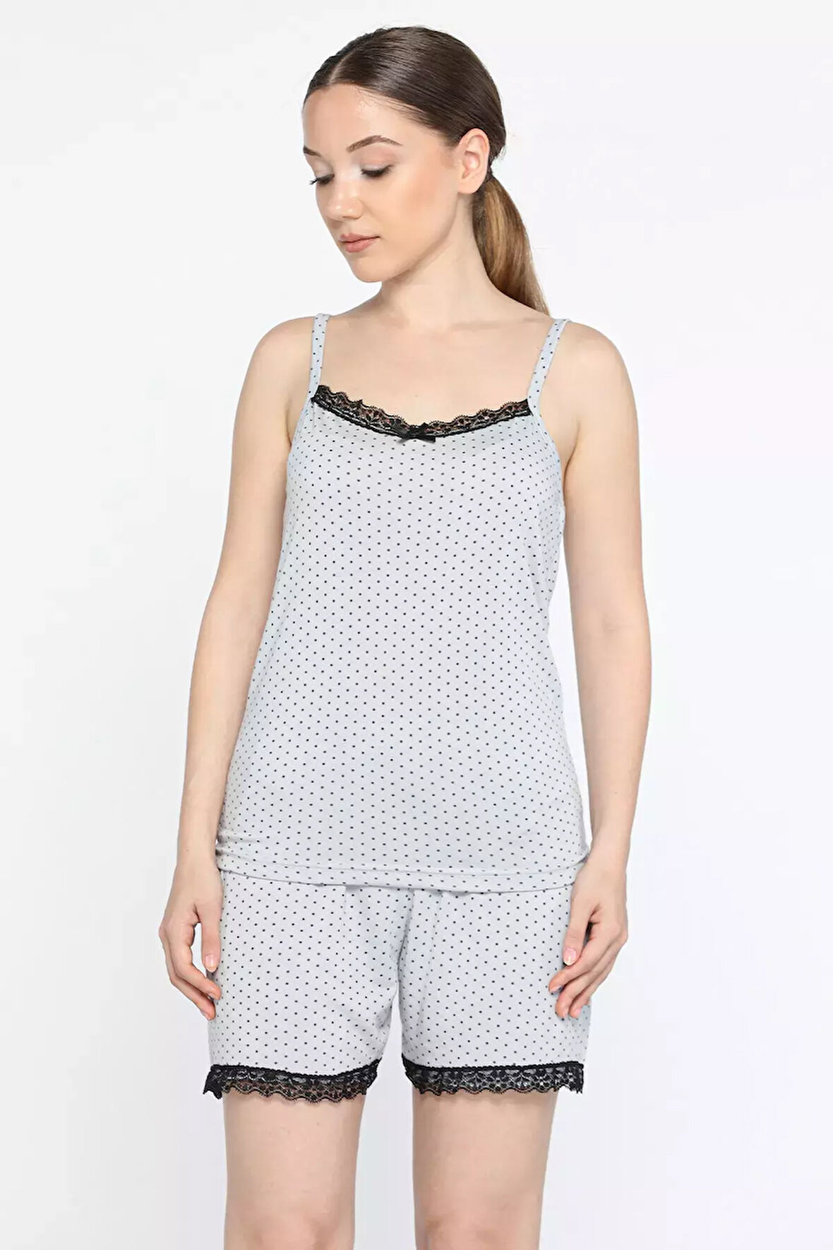 Desenli Yaka Ve Paça Dantel Detaylı Kadın Pijama Takımı