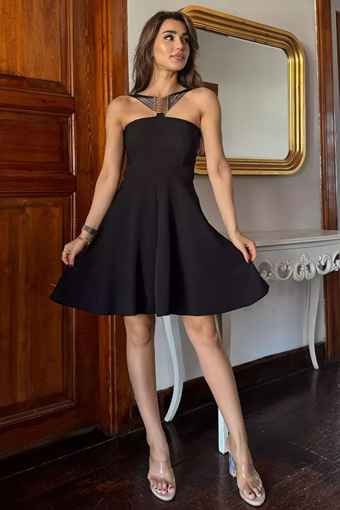 Metal Tokalı Kloş Abiye Elbise