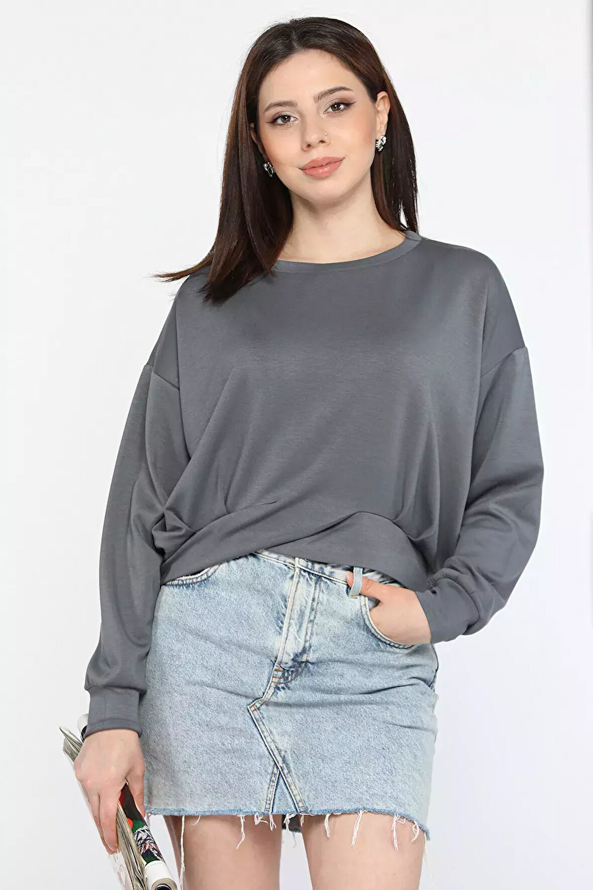Kadın Bisiklet Yaka Pile Detaylı Sweatshirt