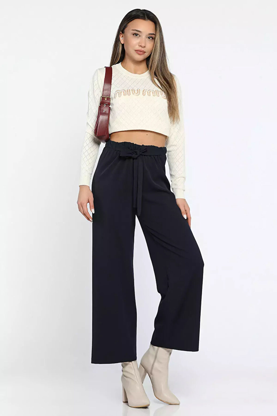 Bağcıklı Bol Paça Rahat Kadın Kumaş Pantolon