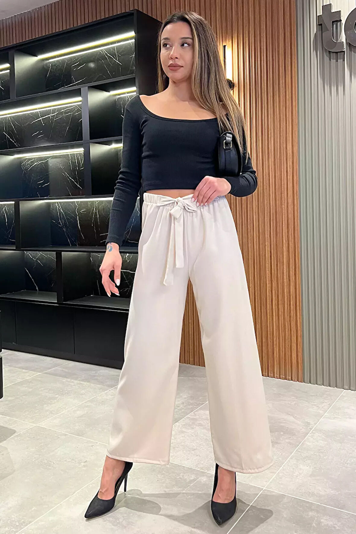 Bağcıklı Bol Paça Rahat Kadın Kumaş Pantolon