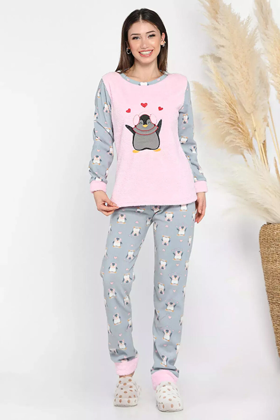 Penguen Desenli Kadın Polar Pijama Takımı