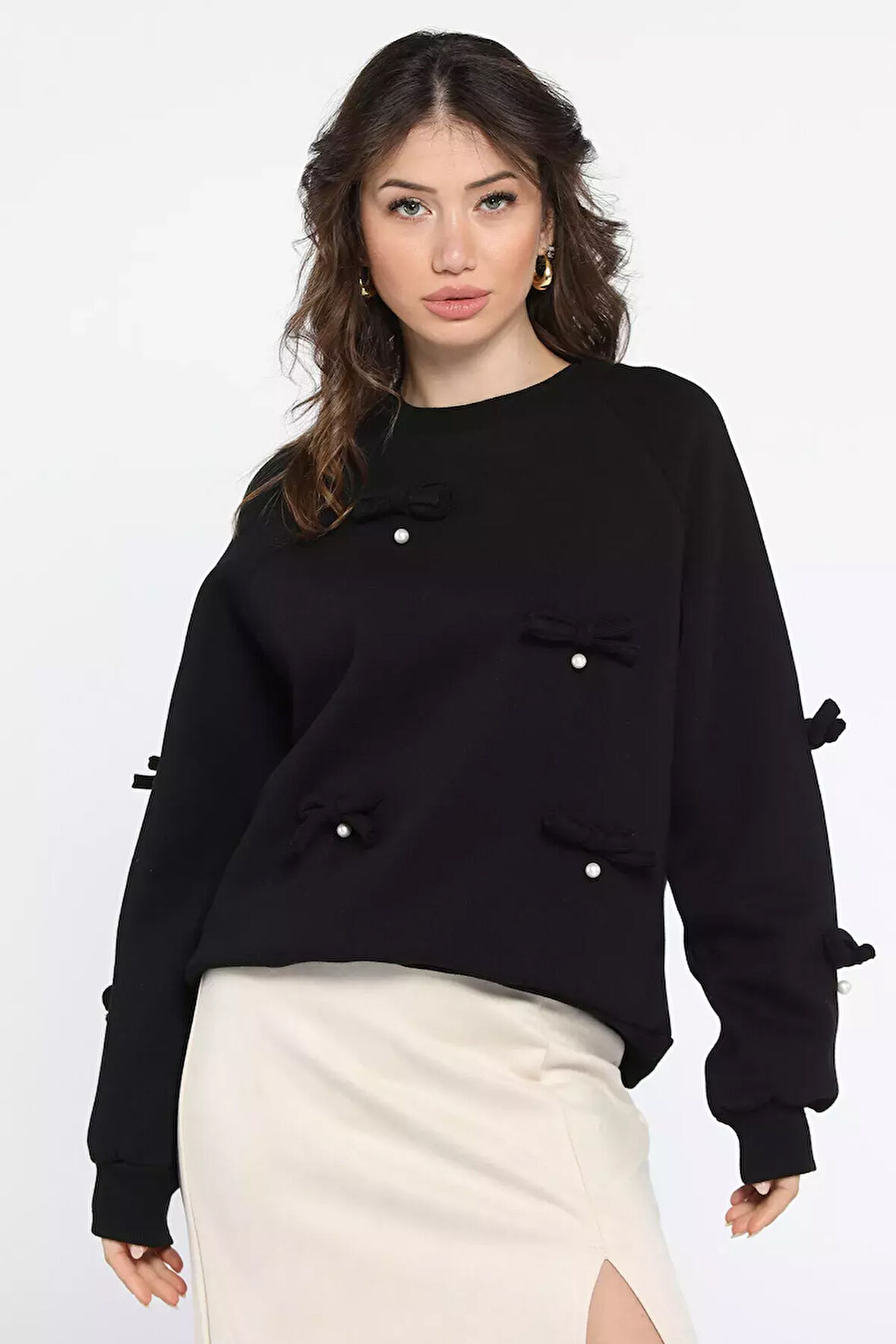 Kadın Kurdele İnci Detaylı Bisiklet Yaka Şardonlu Sweatshirt